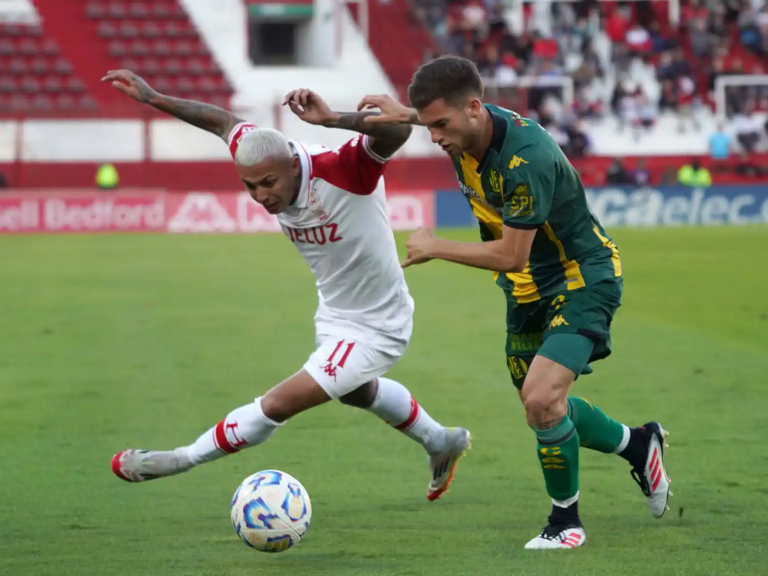 Huracán y Aldosivi se repartieron puntos y goles