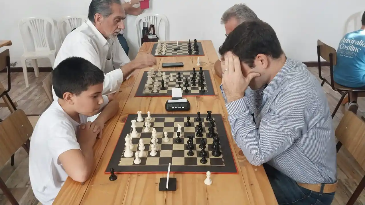 Torneo de ajedrez en San Lorenzo