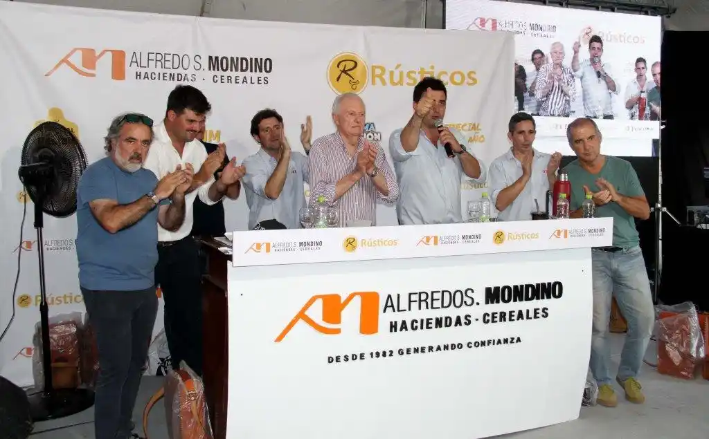 Rústicos, en la cresta de la ola