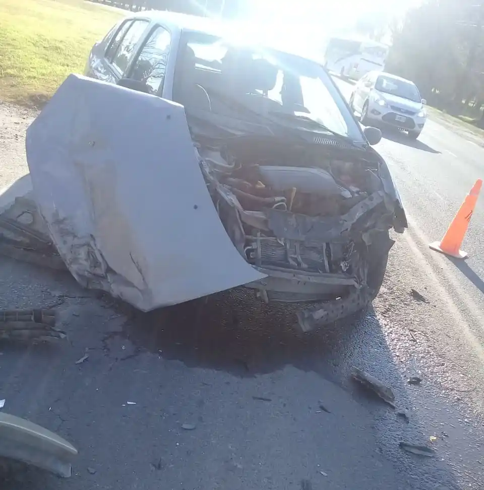 Colisión en acceso Norte y Ruta Nacional 12