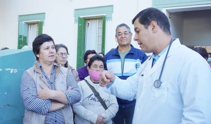 Apoyo al director de salud, víctima de una campaña de difamación