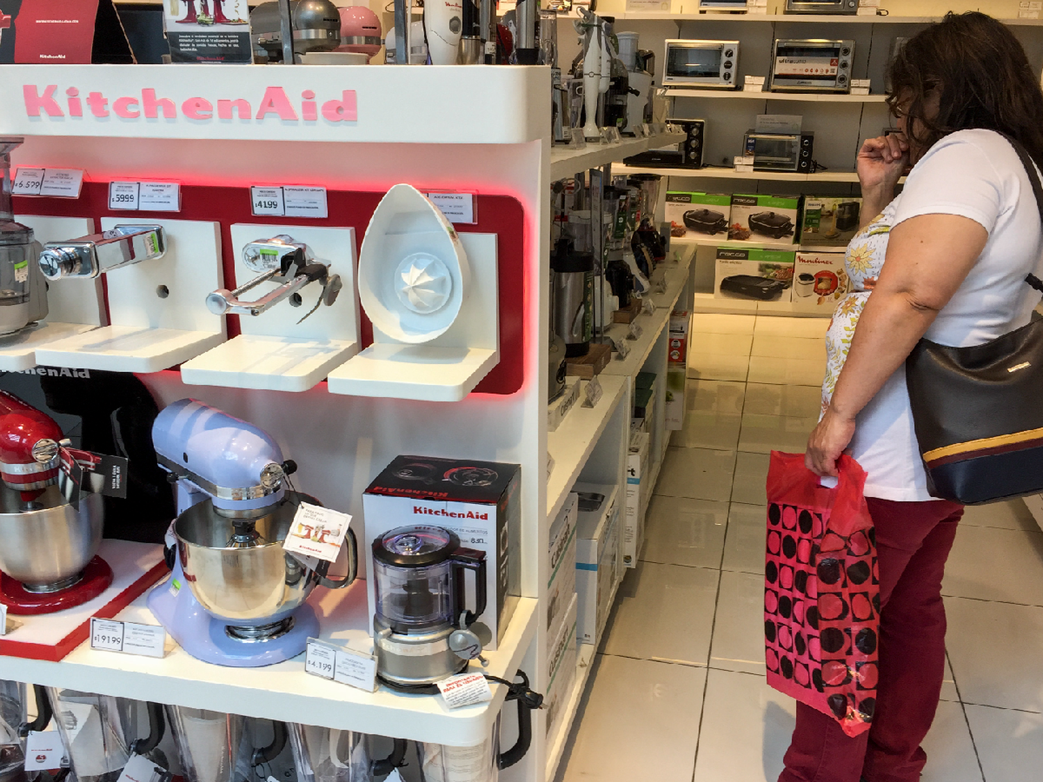 Cayeron 3,8% las ventas minoristas de abril en los comercios Pymes de Córdoba