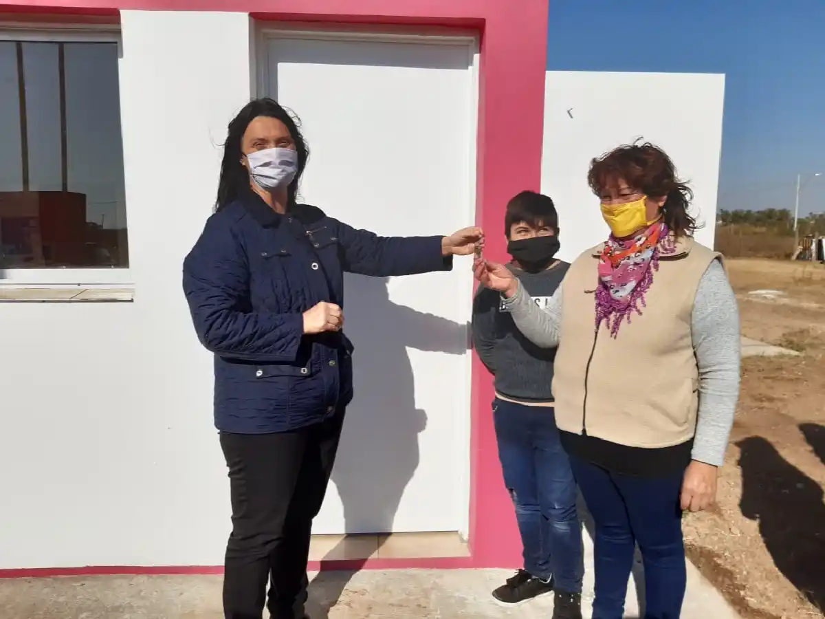 La Francia sostiene el promedio de entregar una nueva casa a las familias cada dos meses