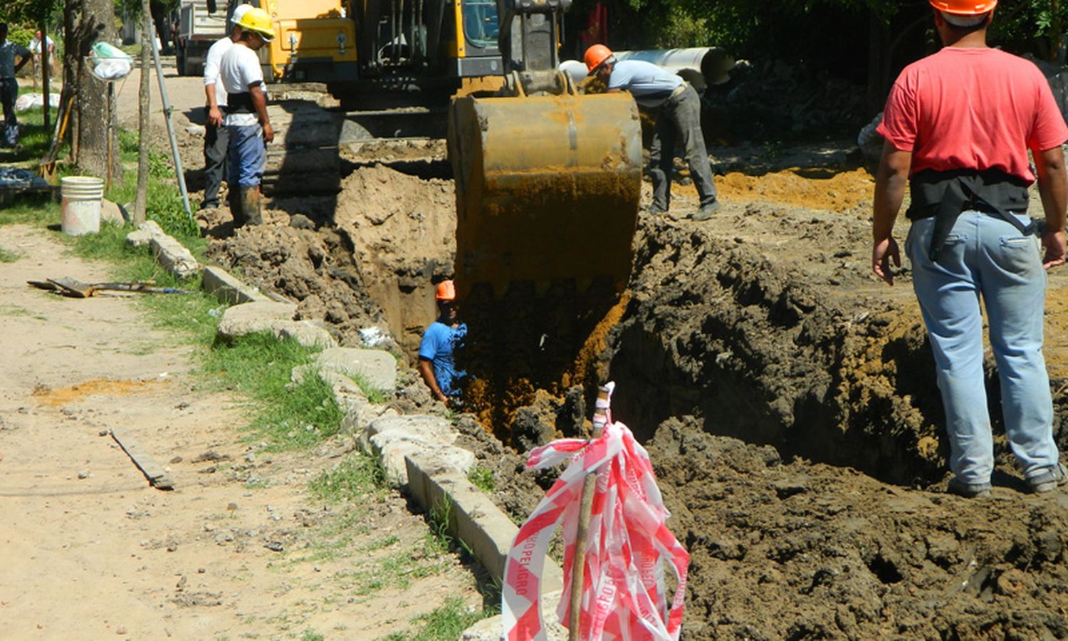 El colector cloacal Norte tiene un avance del 82 por ciento y beneficiará a 14 mil familias