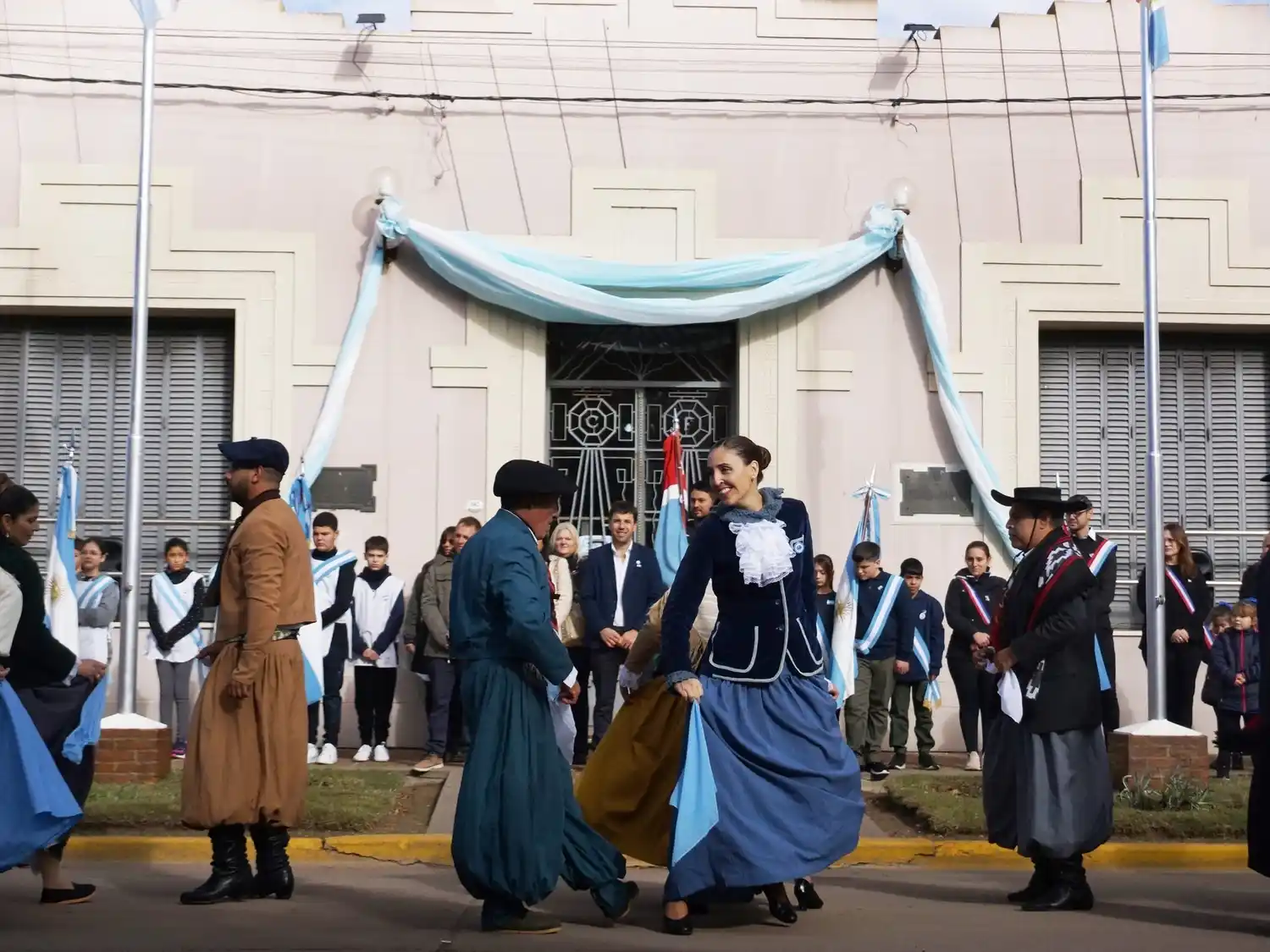Santa Isabel conmemorará con una gran fiesta el 215° aniversario de la Revolución de Mayo.  Archivo.