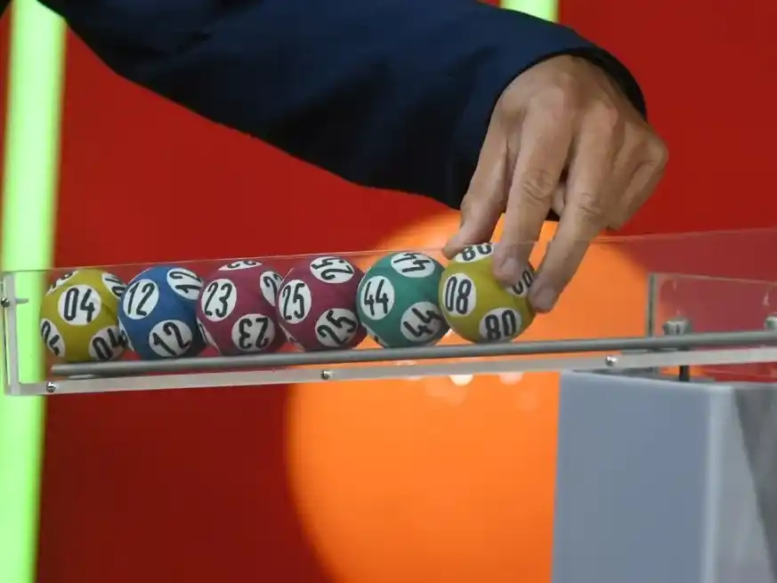 El pozo de este miércoles 6 de agosto del Quini 6 asciende a $4000 millones. Crédito: Manuel Fabatía.