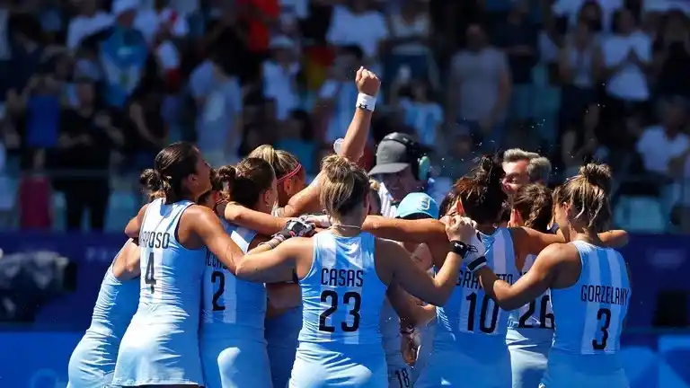Las Leonas le ganaron a Bélgica por penales y se quedaron con el bronce en París 2024.