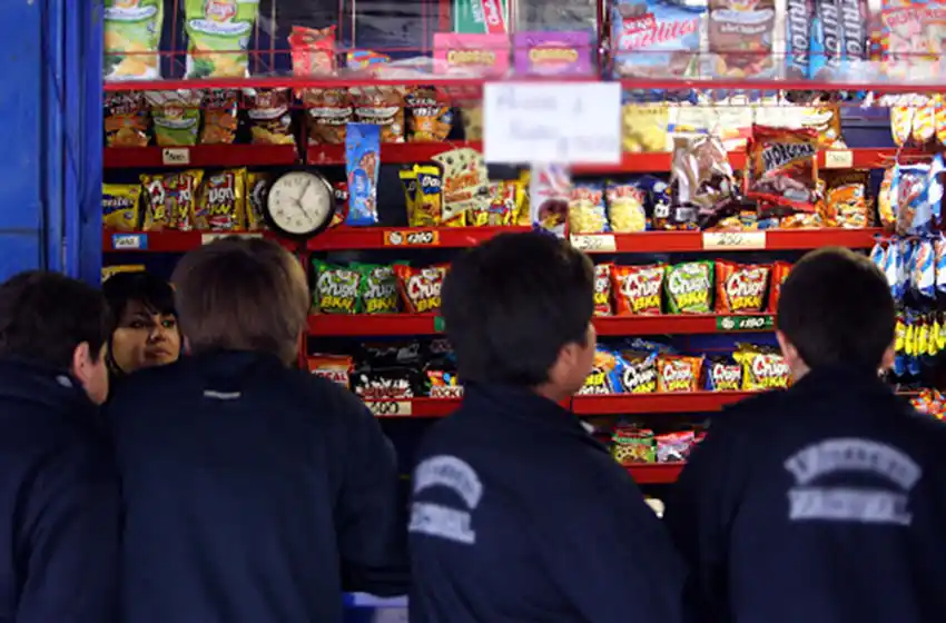 Kioscos escolares solicitaron a la directora General de Cultura y Educación bonaerense la habilitación para trabajar