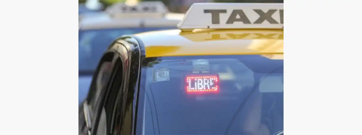 Taxistas piden rever la medida que impide llevar a más de un pasajero por viaje