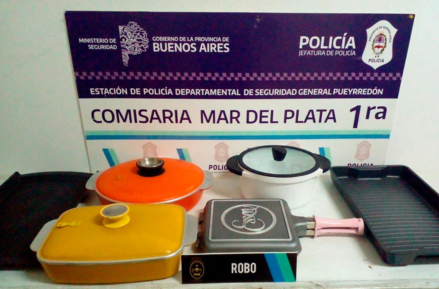 Lo "cocinaron": lo atrapan con una batería de ollas de costoso valor