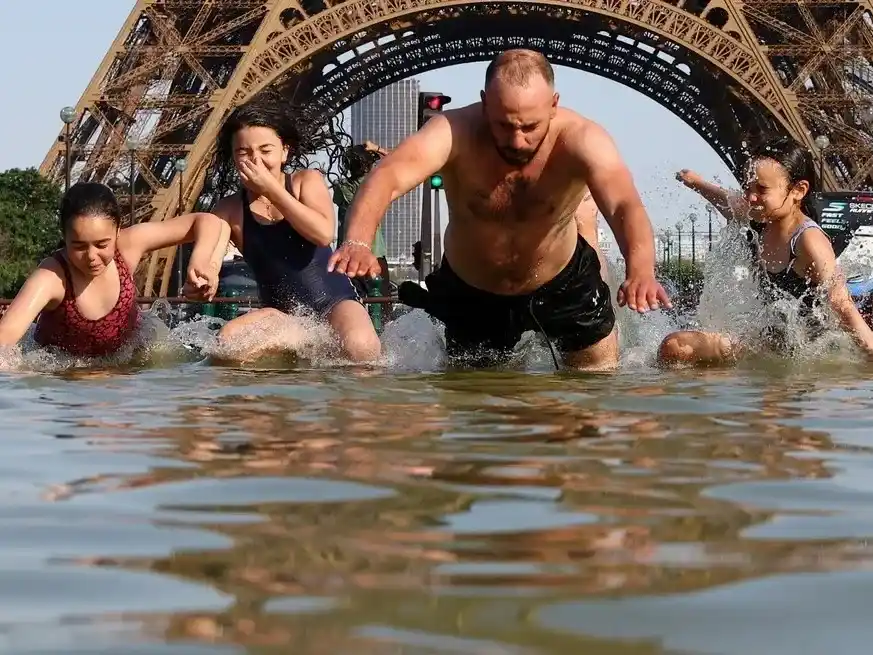 Tragedia en Francia por la ola de calor histórica.