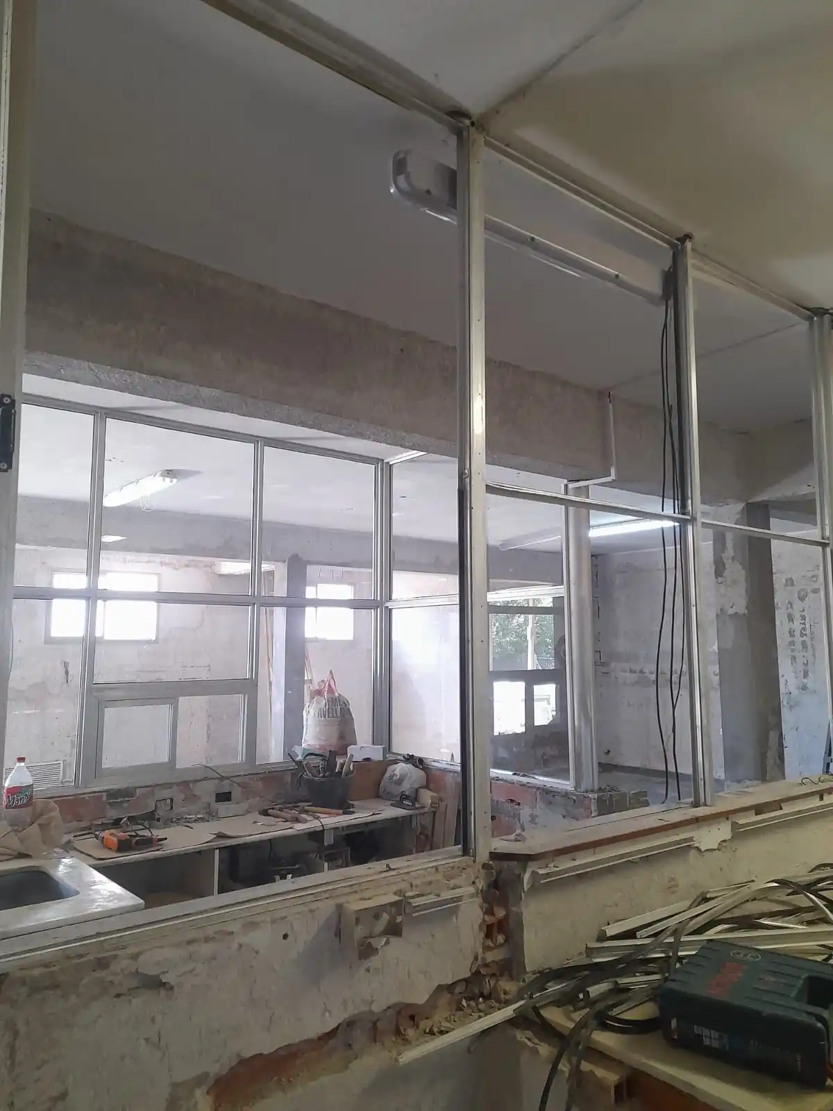 Trabajos que se están llevando a cabo en la Unidad de Terapia Intensiva-