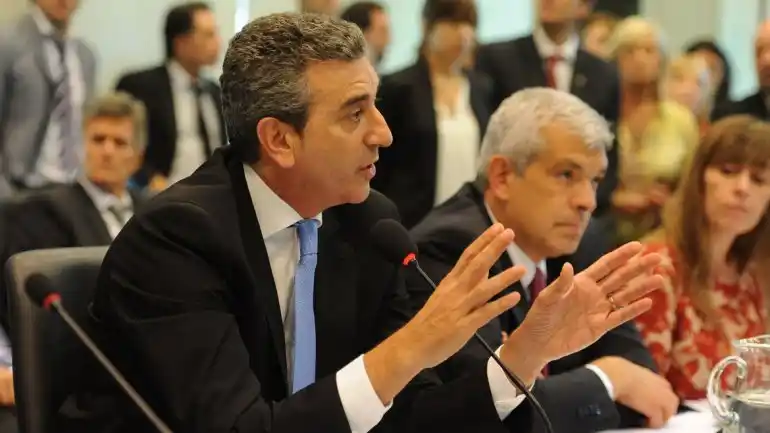 En Diputados, Randazzo defendió la reestatización de los trenes en Argentina