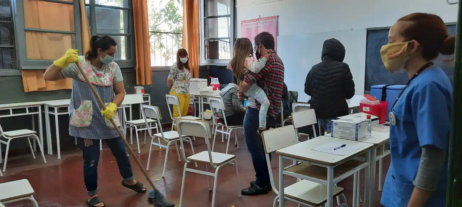 Vacunación en escuelas: aplican dosis contra el sarampión, ante el riesgo de reintroducción del virus en el país