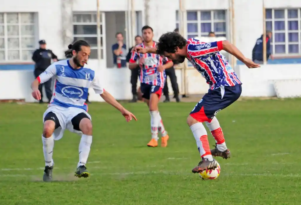 Angelieri, música para la banda izquierda de "La Uni"