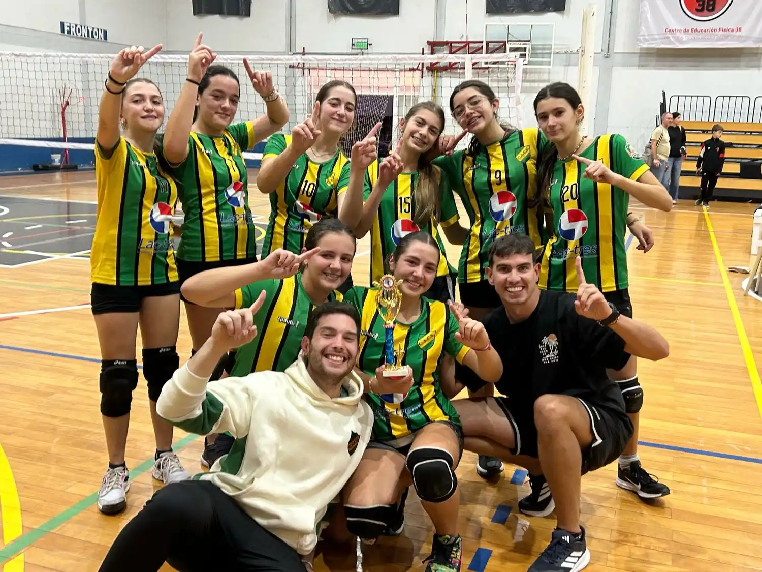 Vóley: buen andar de Costa Sud en el Grand Prix de Chaves