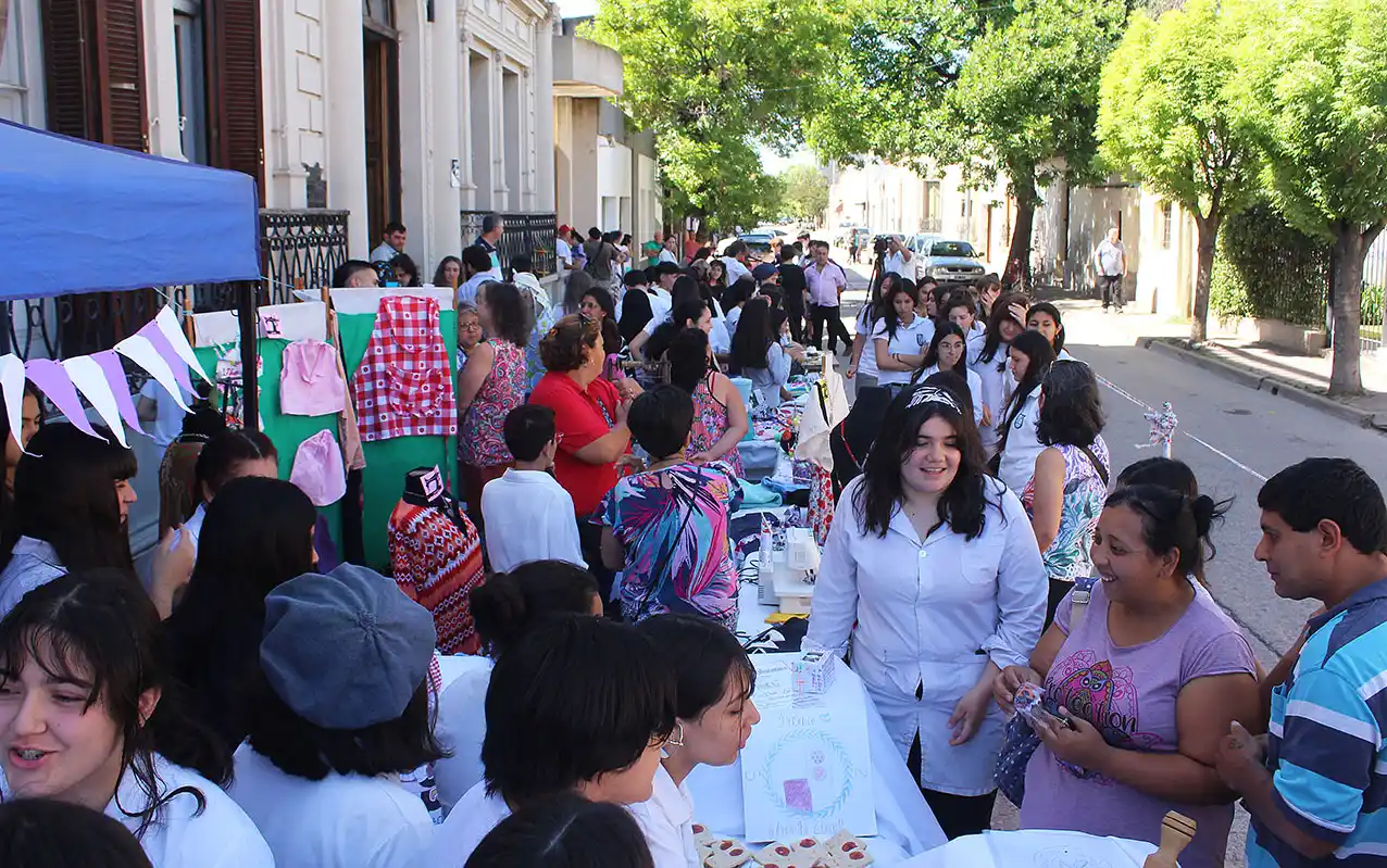 La Escuela Técnica Nº 2 realizó la muestra de sus producciones