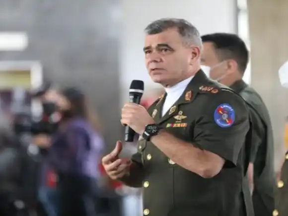 FANB evalúa "AMENAZAS contra la PATRIA": Padrino López asegura que EE. UU. "se quitó la careta"