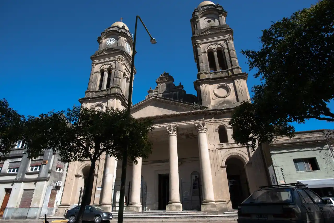 Once fotos de un viernes santo distinto en Gualeguaychú