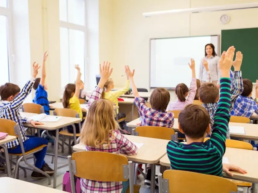 La Provincia evalúa dar clases los sábados