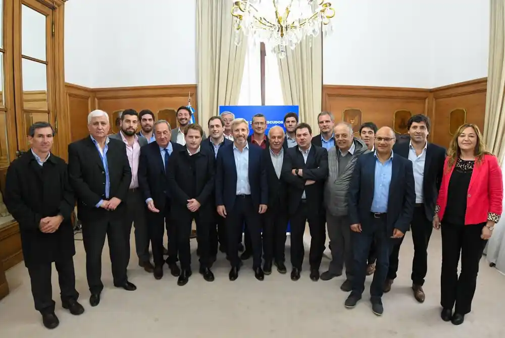 Con obras en agenda, Frigerio recibió a intendentes bonaerenses de la quinta sección