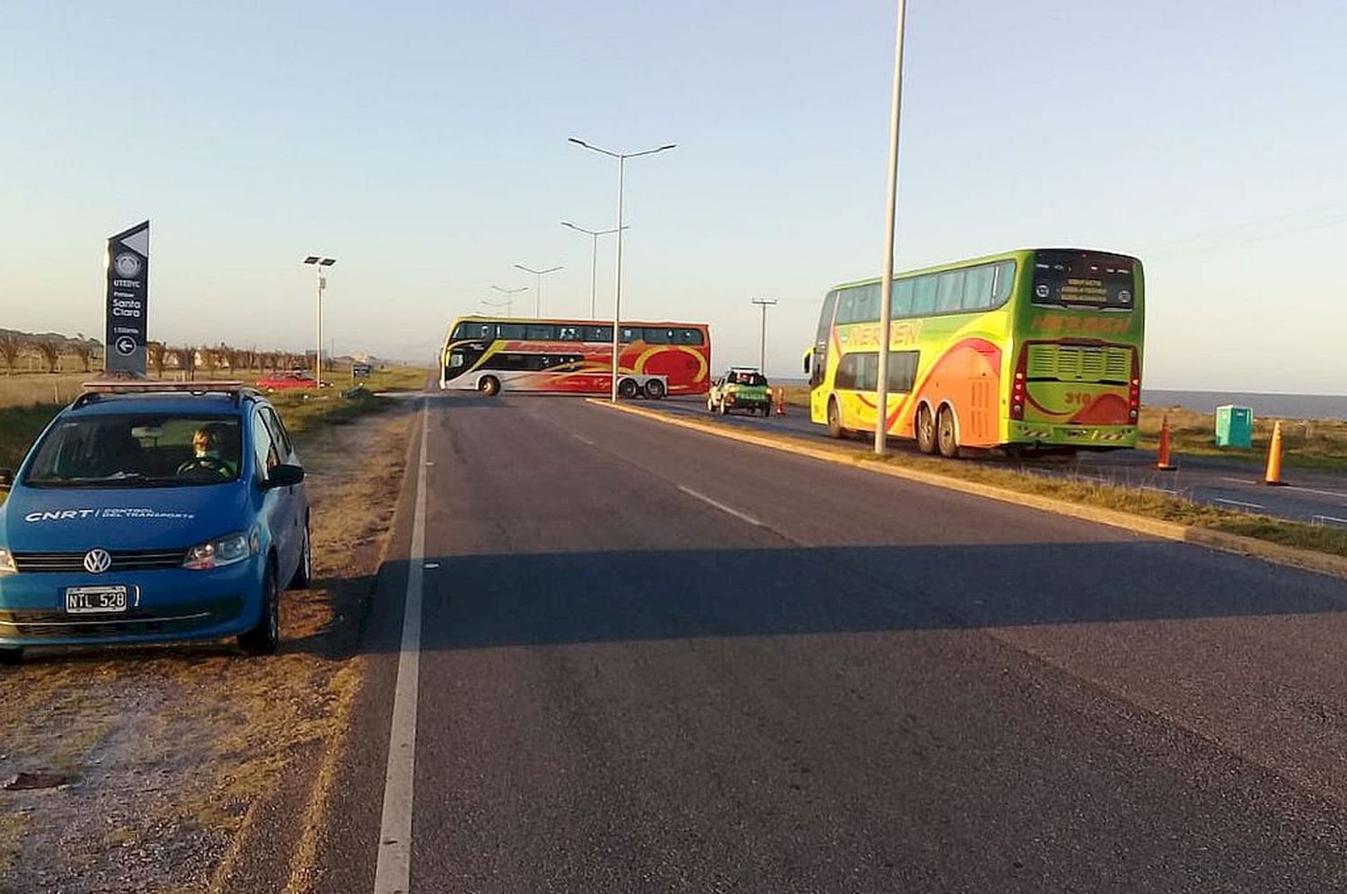 Retuvieron cinco micros sin permiso de circulación