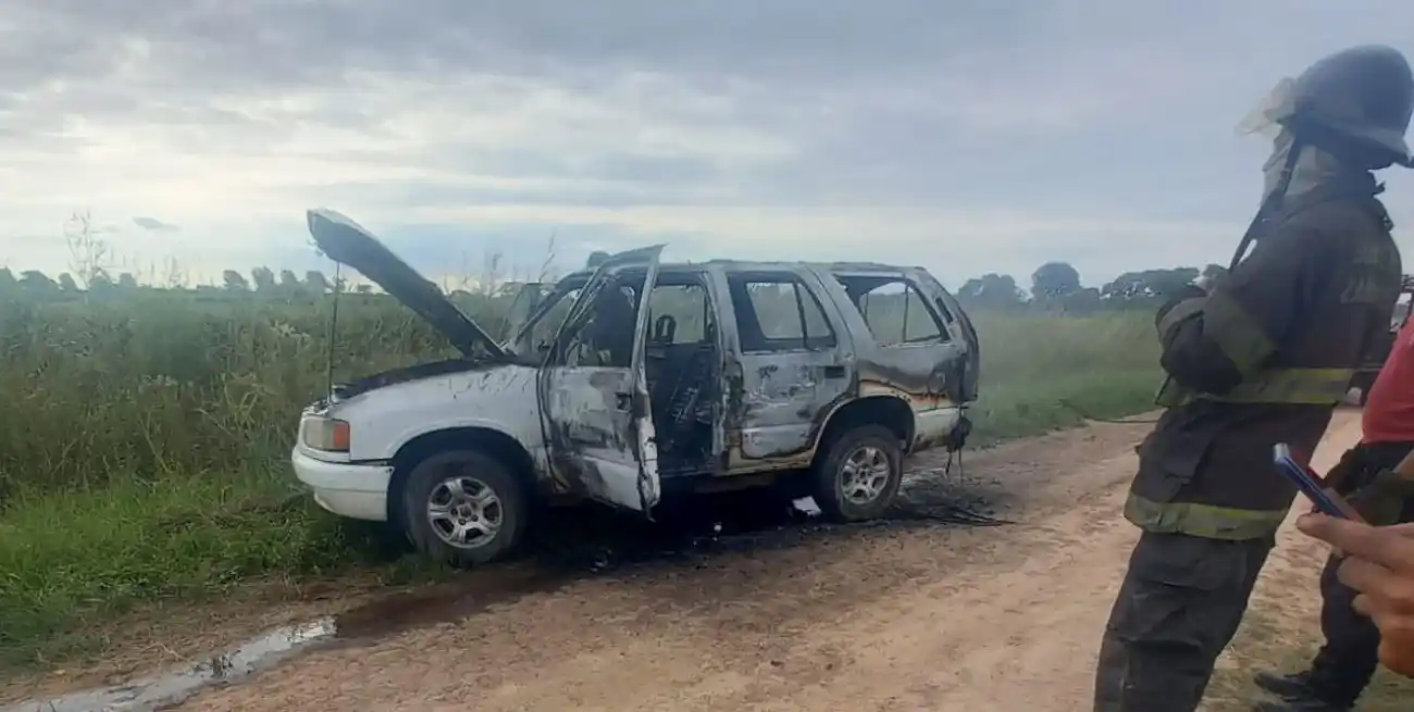 El vehículo resultó con daños de importancia en su estructura