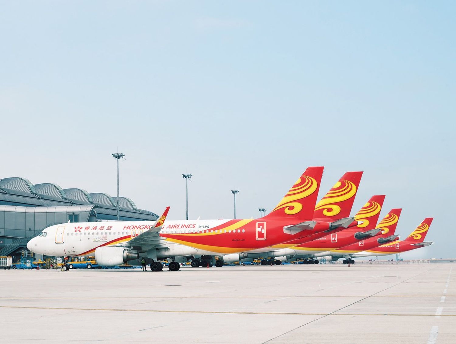 Hong Kong Airlines mulls adding Boeing 787s and returning to North America