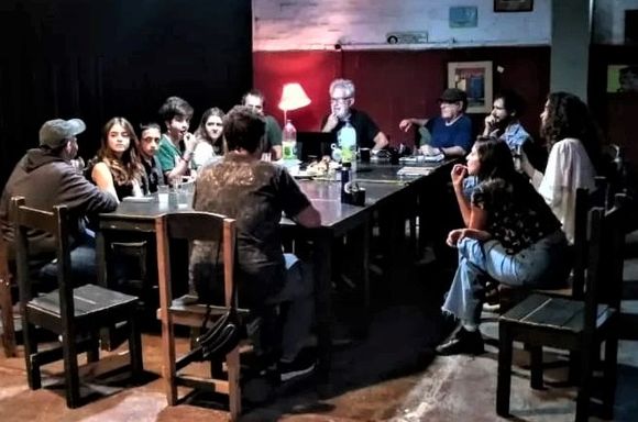 Con un club y desde Cuarta Pared, relanzan Radio Lechiguanas, la FM que fundó Lalo Mir en San Pedro