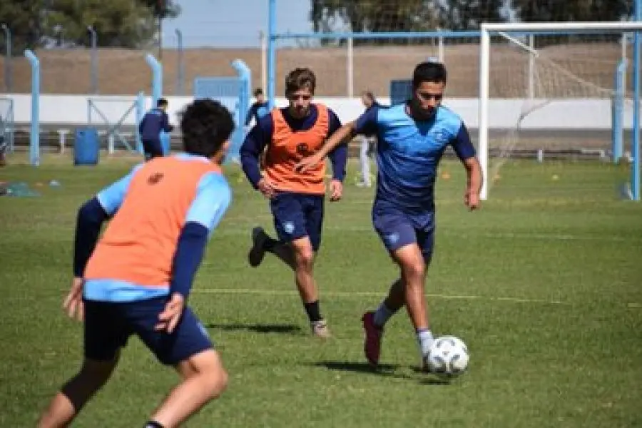 Atlético con cambios para recibir a Chaco For Ever