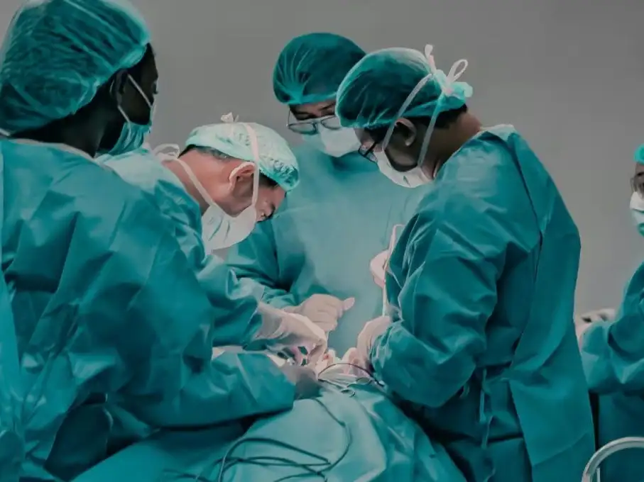 La mujer murió durante una cirugía cardíaca después de que se cortara la luz en el hospital. (Foto: ilustrativa/Pexels)