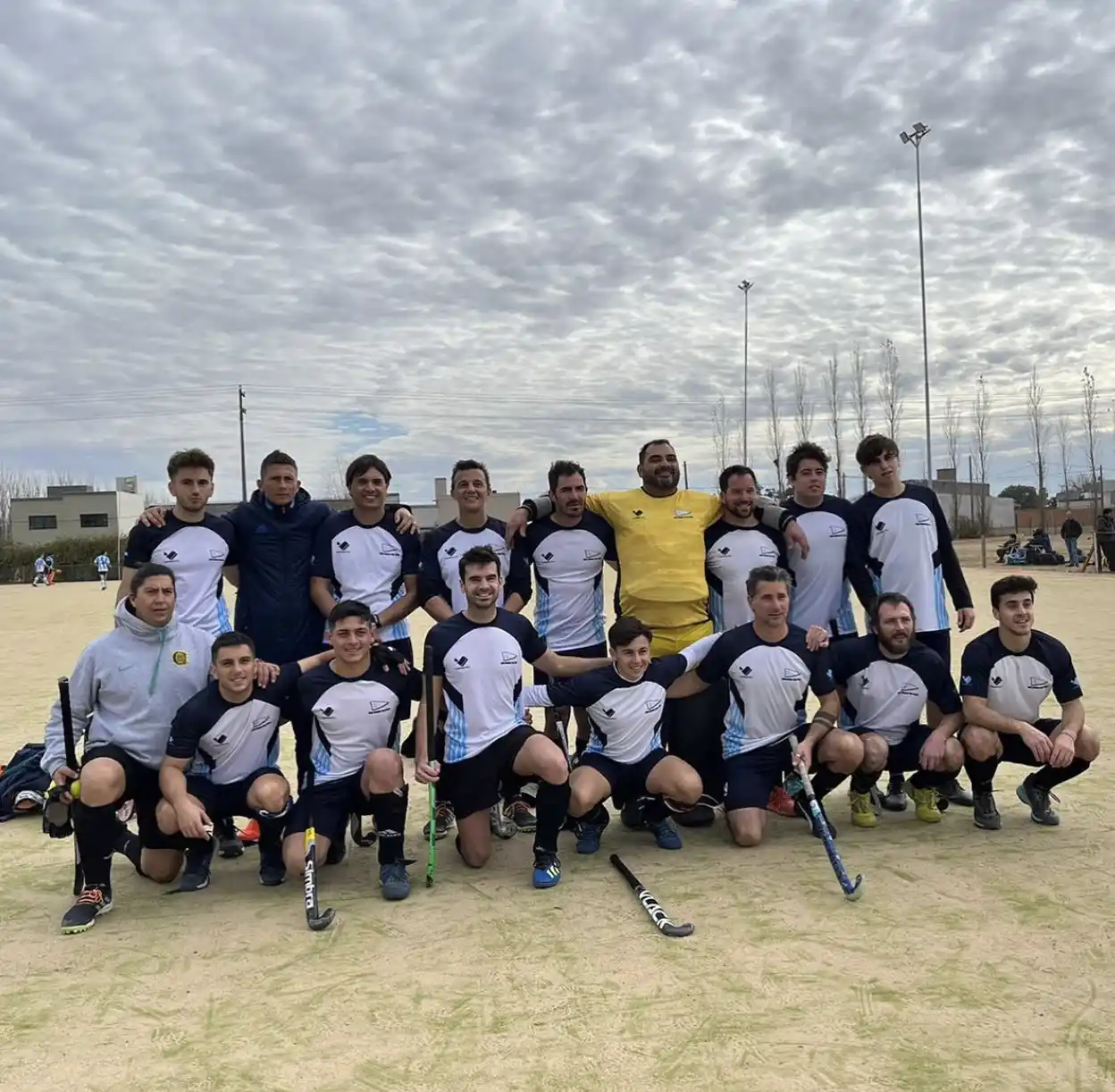 Hockey: triunfo de Náutico y empate para Mitre en el masculino