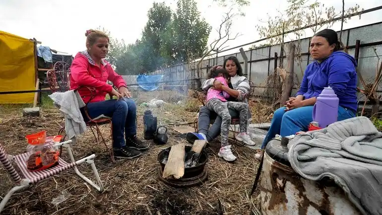 la Canasta Básica Alimentaria ascendió a $322.851 y las familias con ingresos inferiores a ese monto pasaron a ser consideradas “indigentes”.