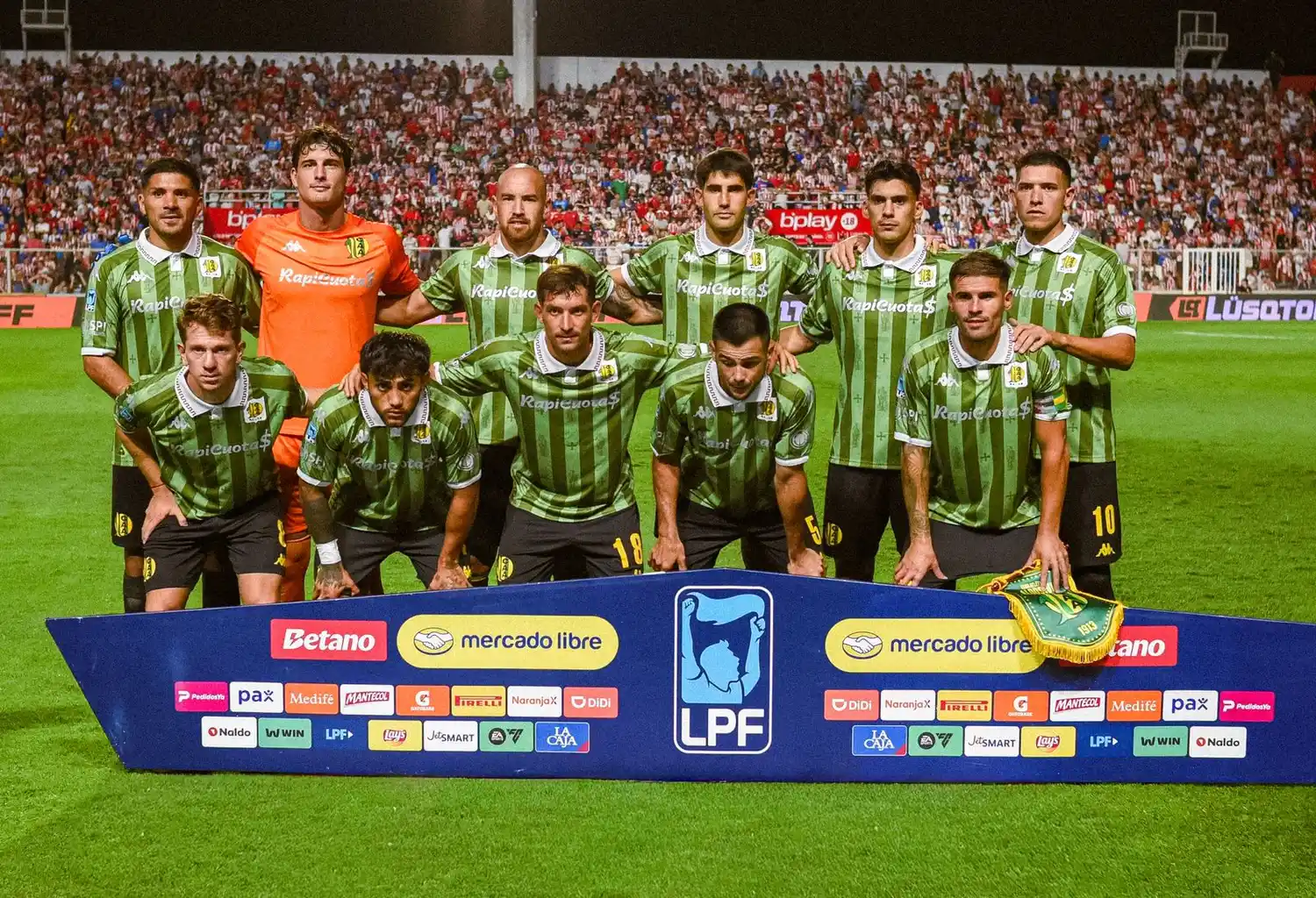 Con el empuje de su gente, Unión fue más insistente que claro, pero le alcanzó para quedarse con tres puntos ante un Aldosivi que sigue sin encontrar respuestas.