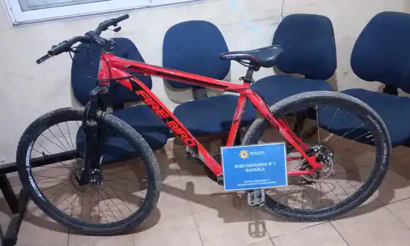 Operativo sorpresa: recuperaron una bicicleta robada tras una fallida requisa