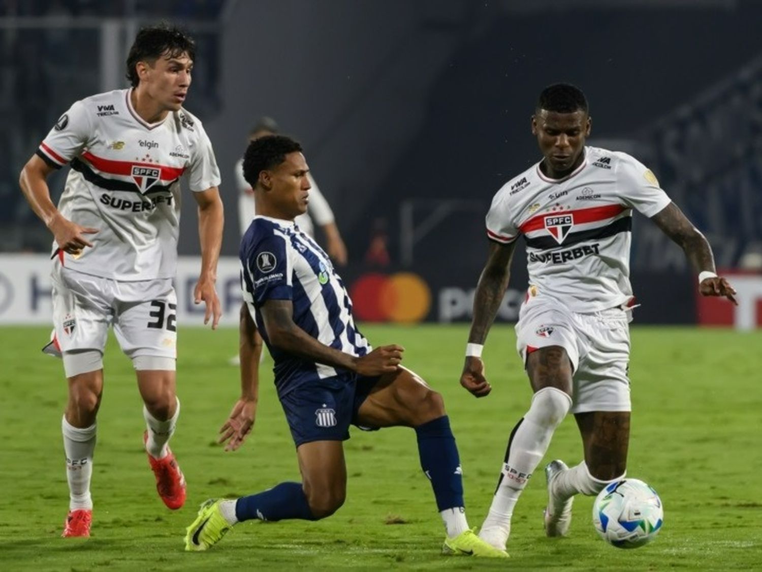 Talleres cayó ante São Paulo en la primera fecha