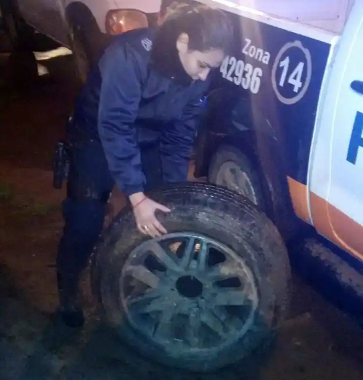 Una banda sospechada de robo en una vivienda