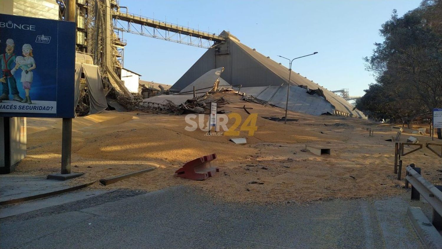 Se derrumbó un silo de Bunge y hay un trabajador atrapado