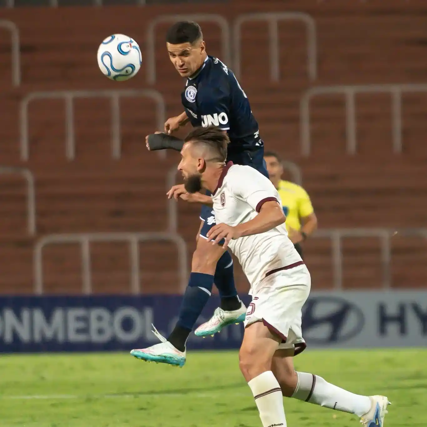 Independiente Rivadavia debutó con triunfo