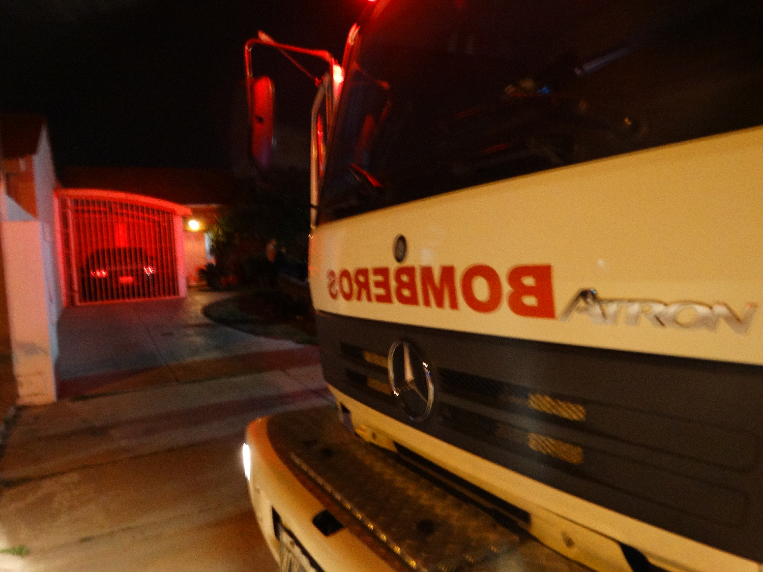 Incendio en vivienda de barrio Roca: solo daños materiales