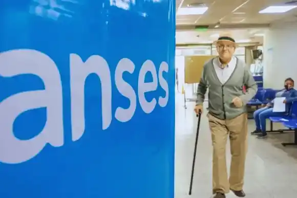 Confirman aumentos de jubilaciones y pensiones de agosto