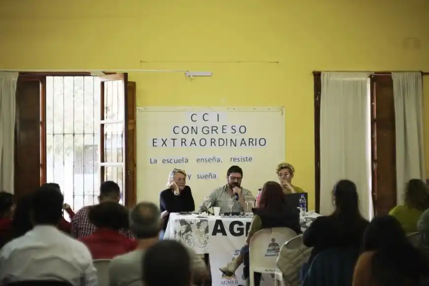 En Congreso, Agmer resolvió exigir un salario que supere la inflación mes a mes