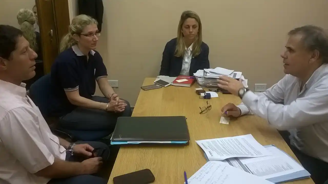 Acudió a la Defensoría del Pueblo porque la obra social no quiere costear el tratamiento de su hijo