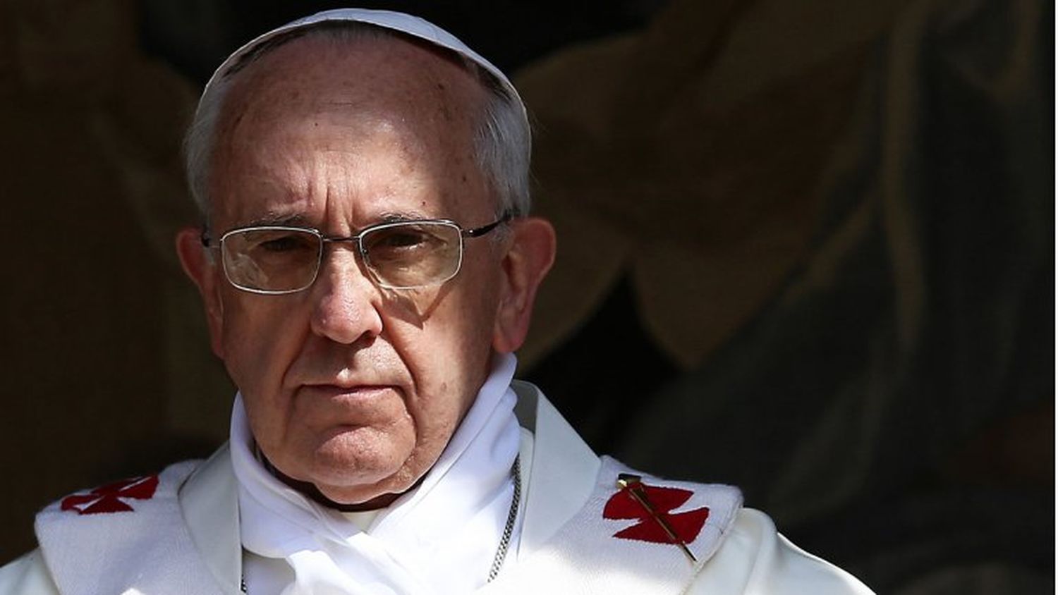 El papa aseguró estar abierto a sugerencias para reformar el papado