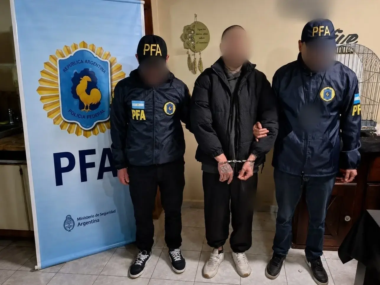 Detuvieron en la provincia de Buenos Aires a un hombre que amenazó de muerte a Milei
