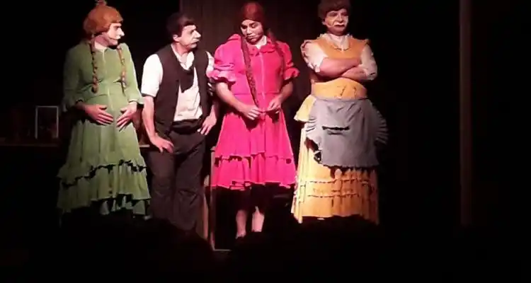Este sábado, dos funciones de la comedia “La denuncia” en Cuarta Pared