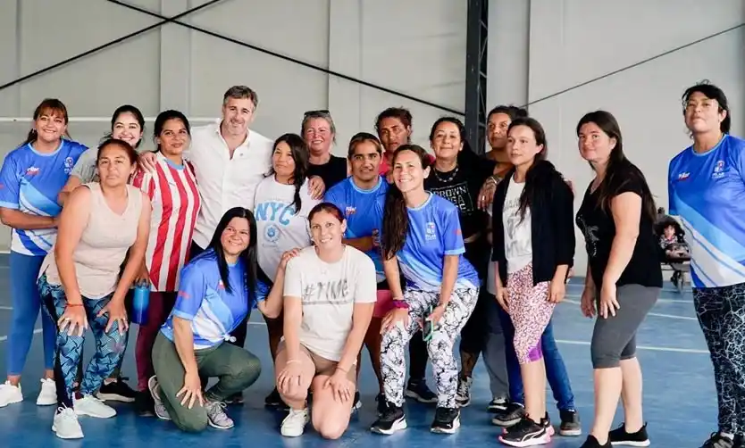 Achával: "El Centro Comunitario Papa Francisco abraza y acompaña a cada vecino"