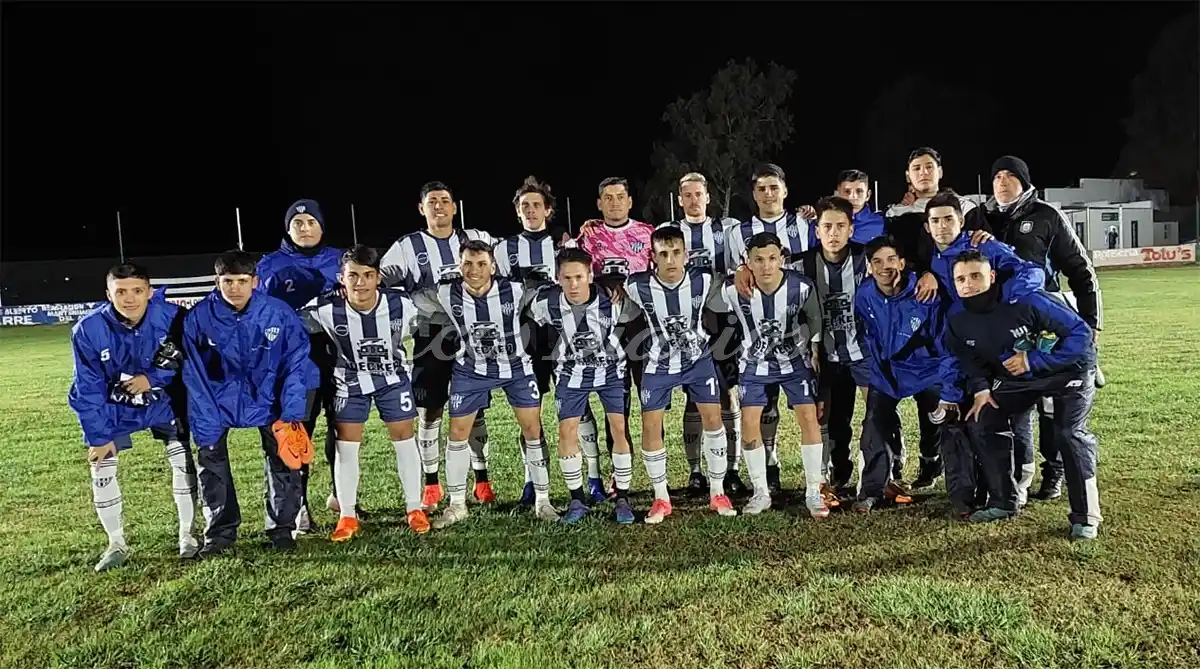 Agónico empate de Rivadavia en su visita a Coronel Dorrego