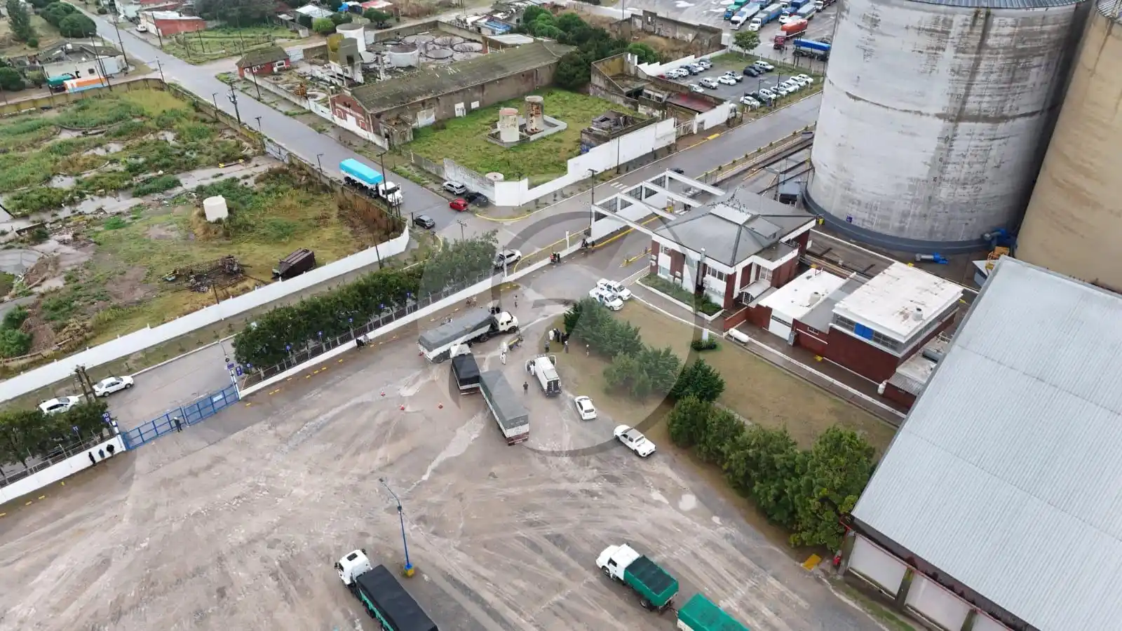 Tragedia en Quequén: se conoció la identidad del camionero que murió aplastado por su propio vehículo