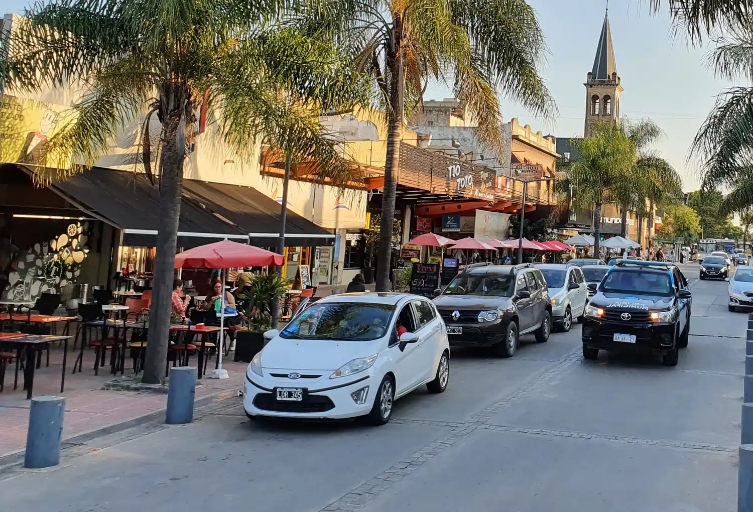 Eximen de la tasa de Seguridad e Higiene a gastronómicos de San Miguel: "Esperemos que la Provincia también disponga medidas", señaló Méndez